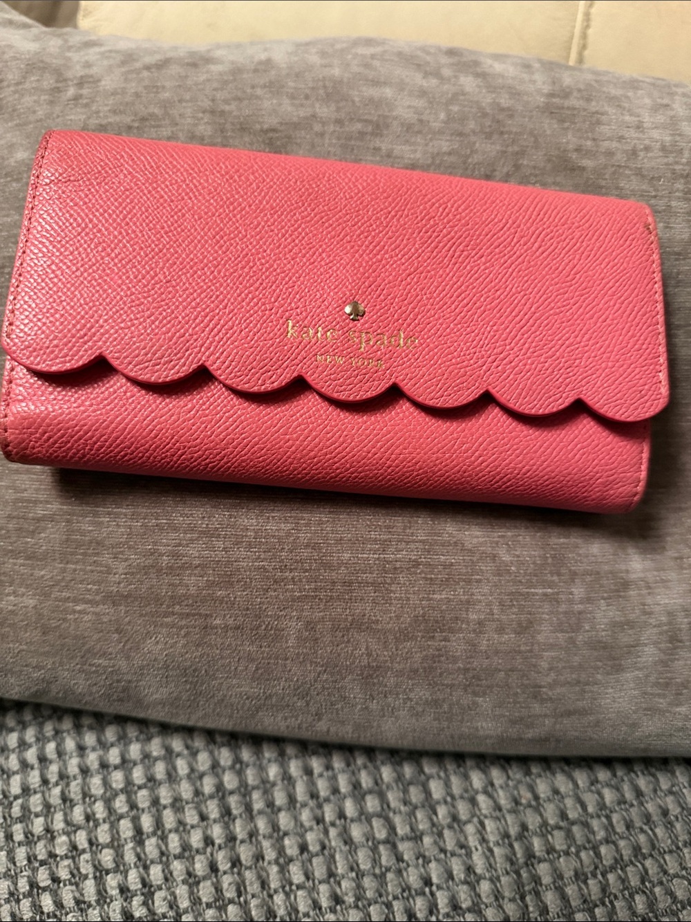 kate spade pink scallop flap continental wallet